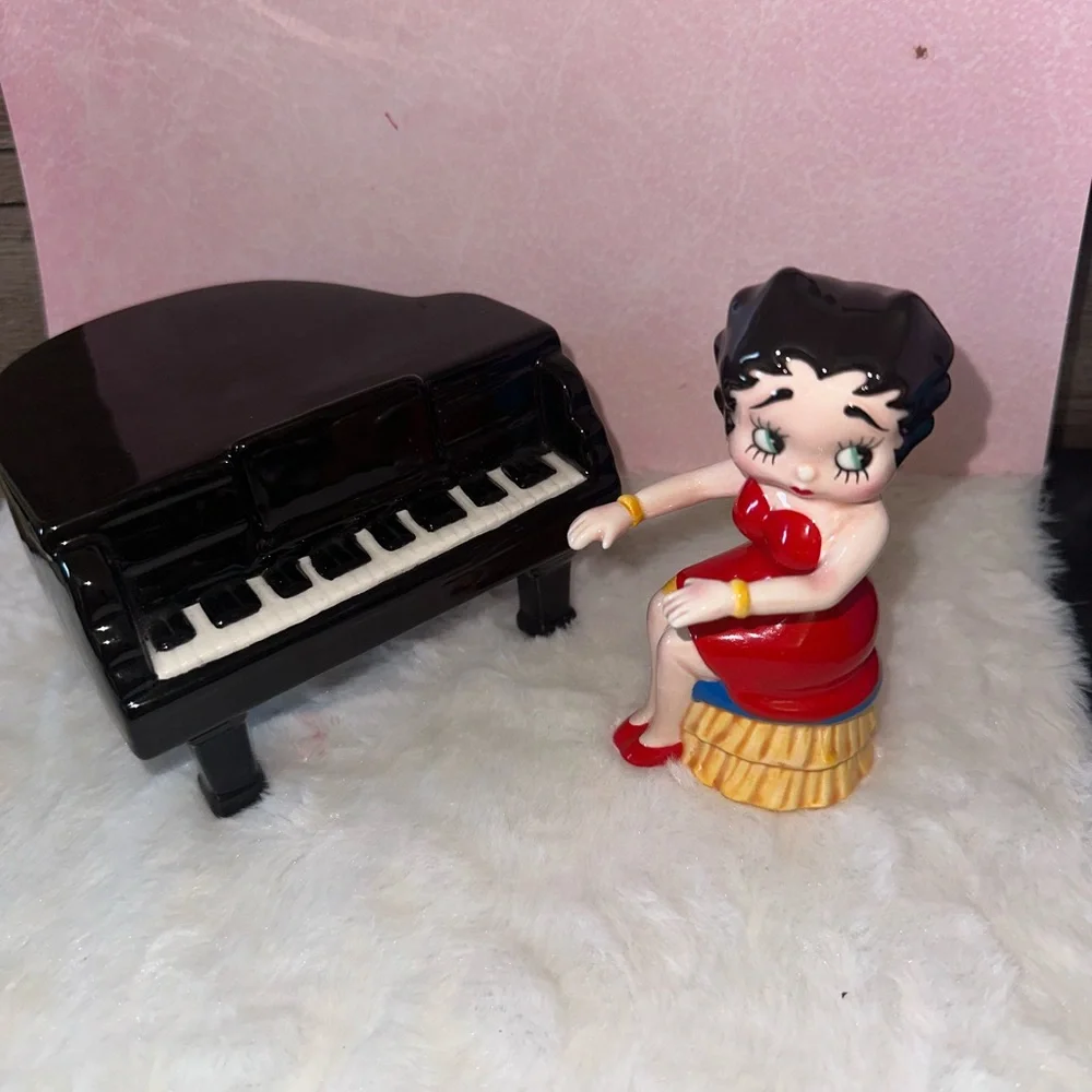 BETTY BOOP COLLECTOR CANDLE STICK - Picture 6 of 6